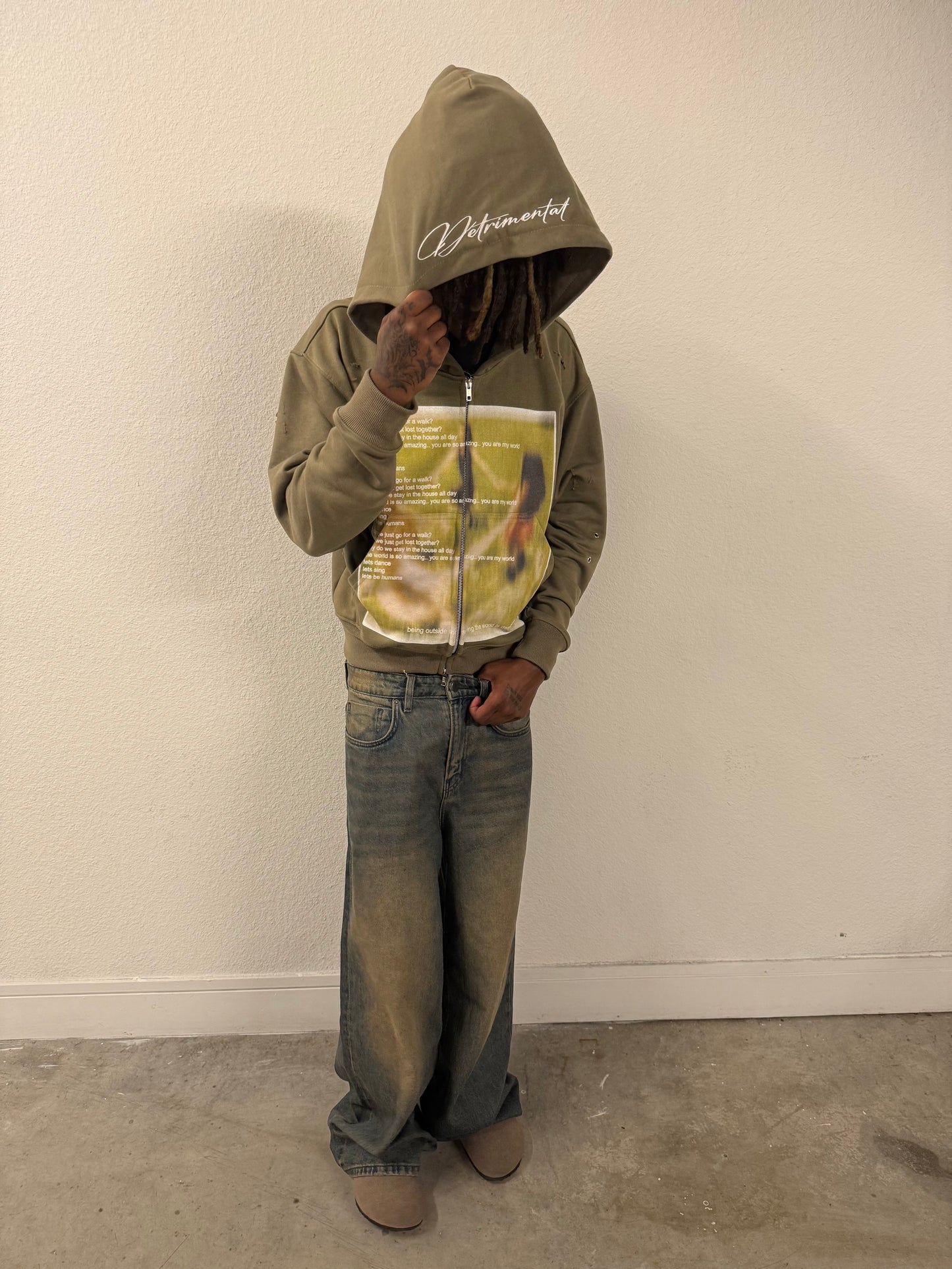 “VIVID DREAMS” HOODIE